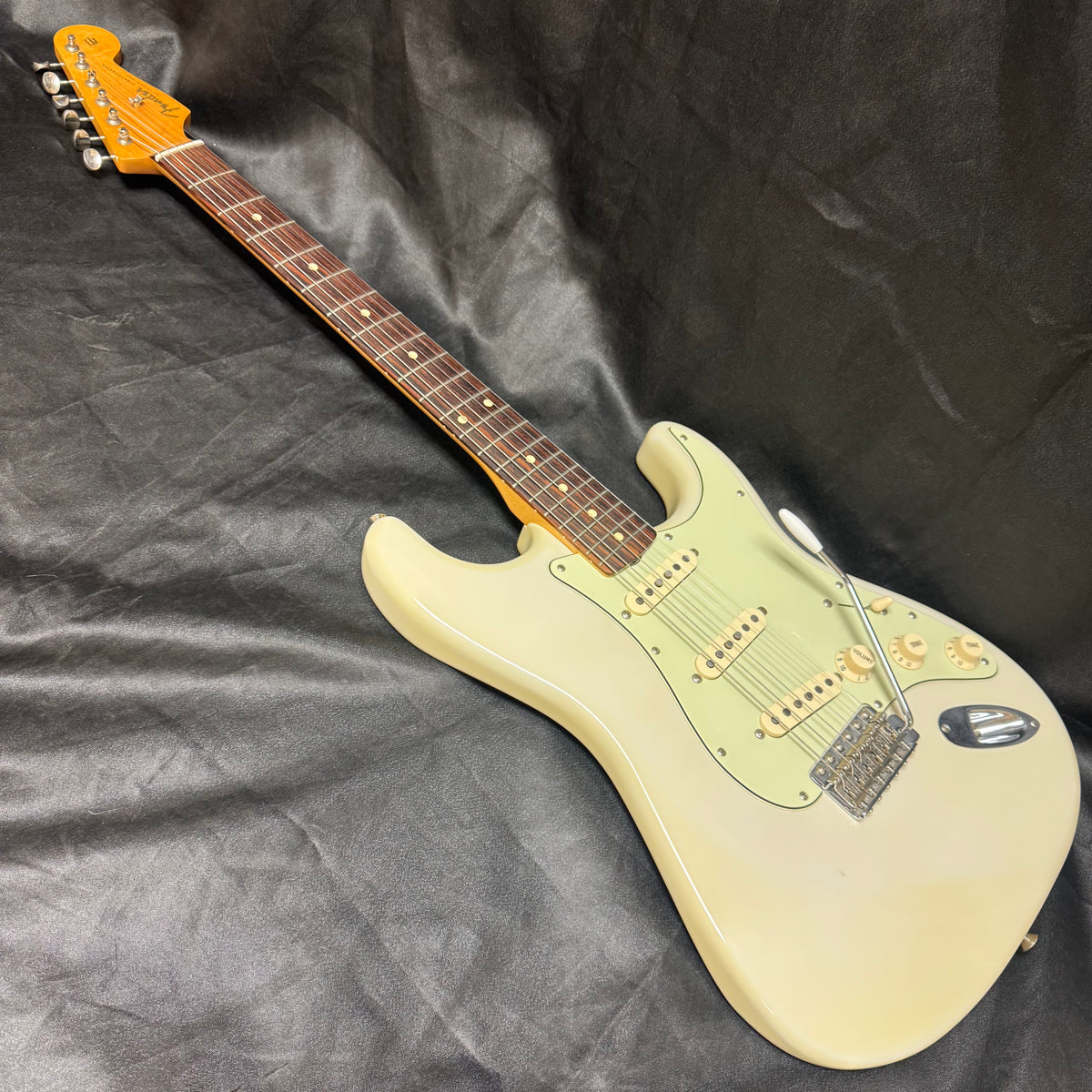 オールラッカー Fender Stratocaster 60s MIM オールラッカー Fender Stratocaster 60s MIM オールラッカー