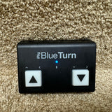 IK Multimedia iRig Blue Turn Page Turner Footswitch Bluetooth
