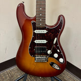 Squier Limited Edition Classic Vibe 60s Stratocaster HSS Sienna Sunburst