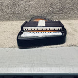 Oscar Schmidt Autoharp w/ Case B