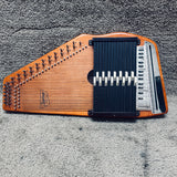 Oscar Schmidt Autoharp w/ Case A