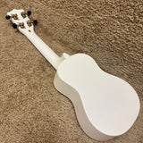 Amahi DDUK3 Rainbow Flower Ukulele w/ Bag