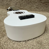 Amahi PNUKWH Soprano Ukulele Soprano White w/ Bag