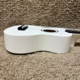 Amahi PNUKWH Soprano Ukulele Soprano White w/ Bag