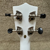 Amahi PNUKWH Soprano Ukulele Soprano White w/ Bag