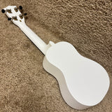 Amahi PNUKWH Soprano Ukulele Soprano White w/ Bag