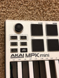 Akai MPK Mini MKii White w/ Black Keys