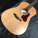 Seagull S6 Original Solid Cedar Top