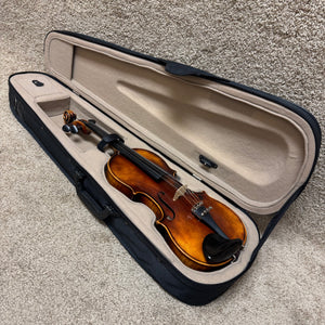 Unlabeled Violin w/Case 3/4