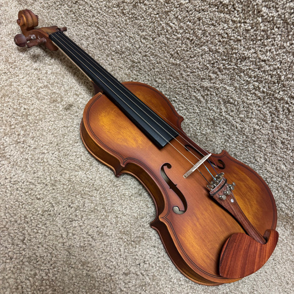 Unlabeled Violin w/ Case & Bow 4/4 E