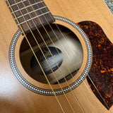 Seagull S6 Original Solid Cedar Top w/ Original Gig Bag