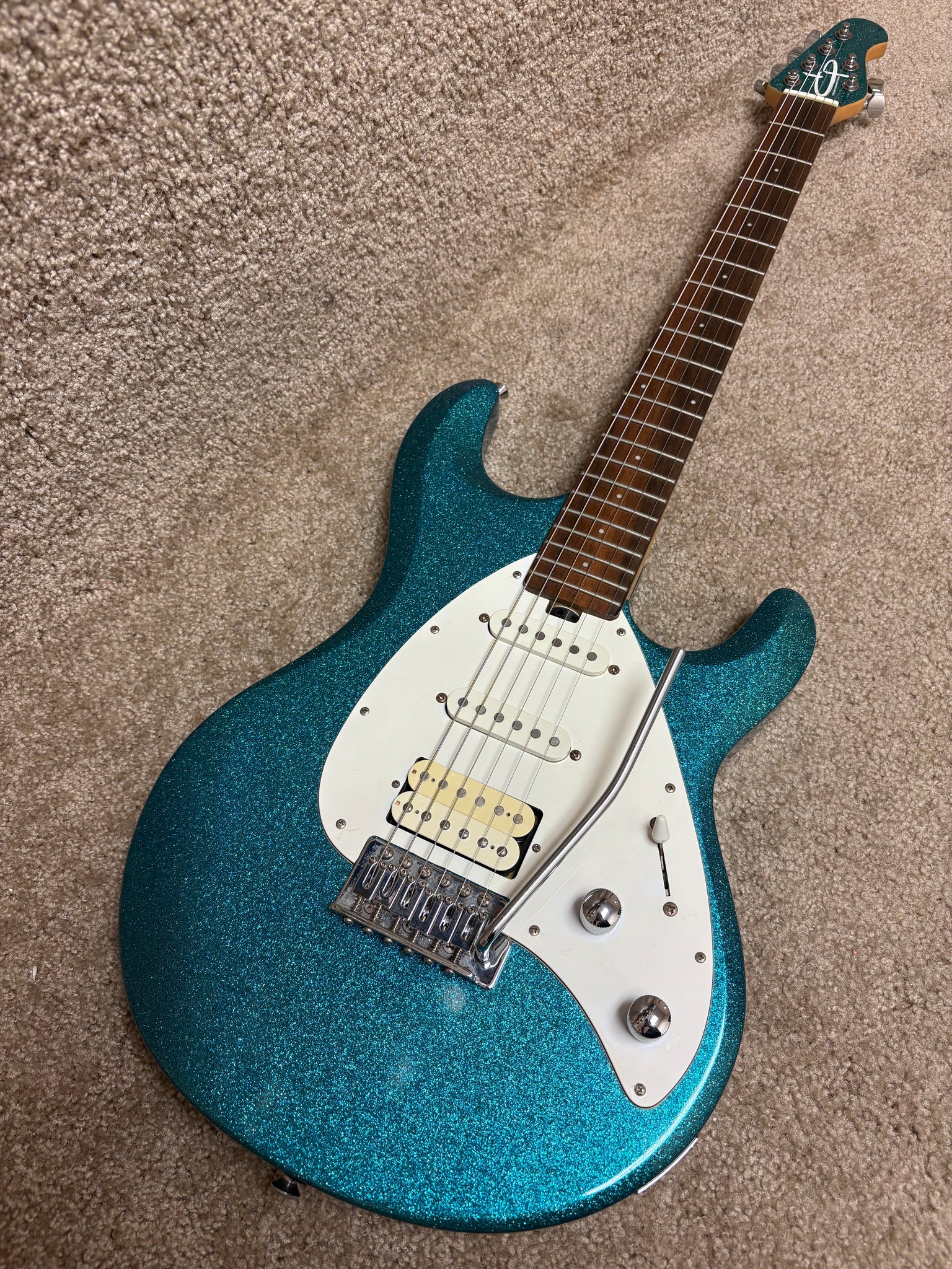 ■OLP MM4 ERNIE BALL Musicman Silhouette Ernie Ball Music Man OLP Silhouette MM4 Blue Green Aqua