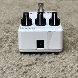JHS 3 Series Chorus Vibrato White