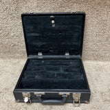 Vito ResoTone Clarinet w/case