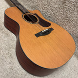 Eastman AC122-2CE Solid Cedar Top Cutaway Electric