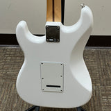 Fender Player Series Stratocaster HSS Polar White 2020 MIM w/ Fender Gig Bag