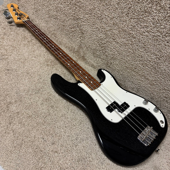 Fender Standard P Precision Bass Black 2006 MIM