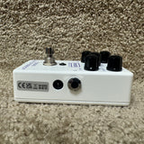 MXR M87 Bass Compressor White Pedal