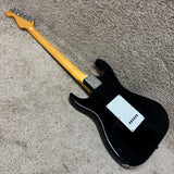 Lyon by Washburn Strat Style Black