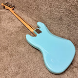 Squier Classic Vibe 60s Jazz Bass Daphne Blue