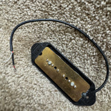 Unlabeled P90 Pickup V Black Dogear