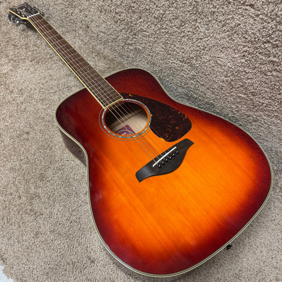 Yamaha FG740SFM Cherry Burst