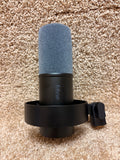 FIFINE AmpliTank K688 Dynamic XLR / USB Podcast Mic w/ Shockmount & Windscreen
