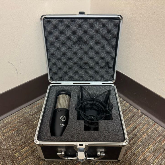 AKG P220 Large Diaphragm Condenser Mic w/ Case & Shock Mount