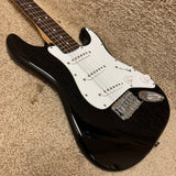 Squier Mini Strat Guitar Black 3/4