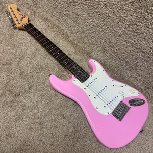 Squier Mini Stratocaster Strat Pink