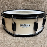 Pearl Forum Snare Drum Off White w/ Black Hardware 14x5.5"