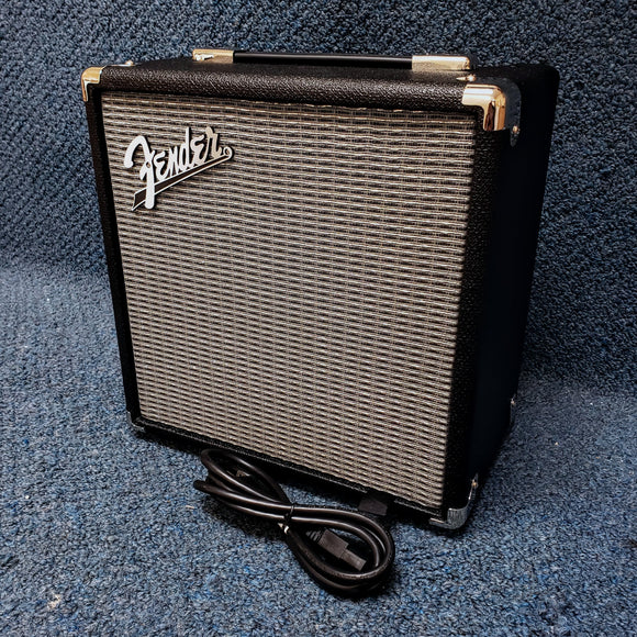 NEW Fender Rumble 15 V3 - 15 watt Bass Guitar Amplifier