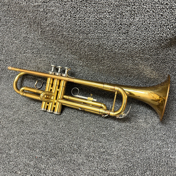 Yamaha YTR-2335 Trumpet with Case and Mouthpiece MIJ